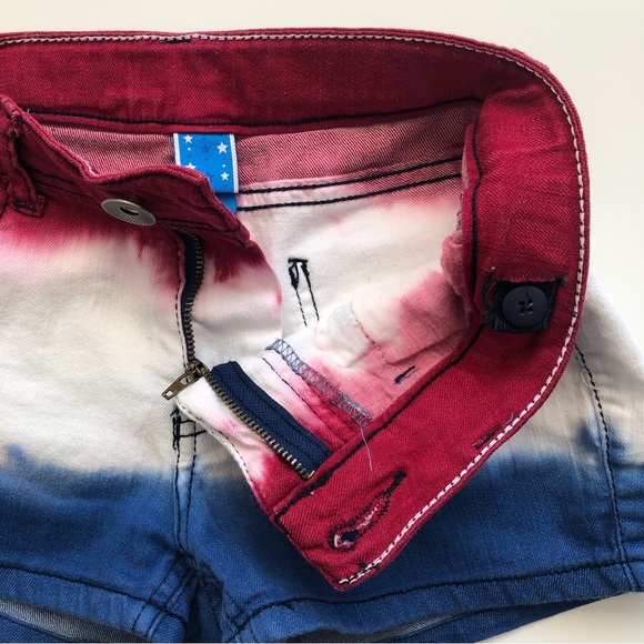 Girl’s Patriotic Shorts Red White & Blue Tie Dye       💚BUNDLES🗞️DISCOUNTED💚 - Picture 3 of 7